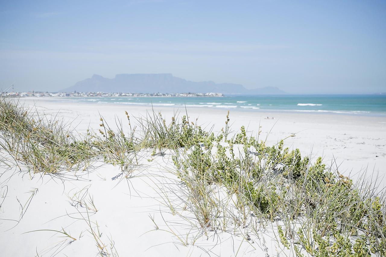Amazing Beach House In Melkbos! Van Riebeeckstrand Exterior photo